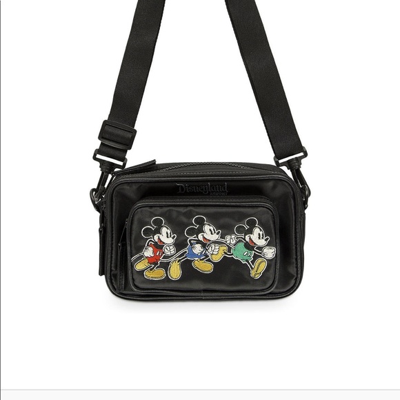mickey mouse timeless hip pack
